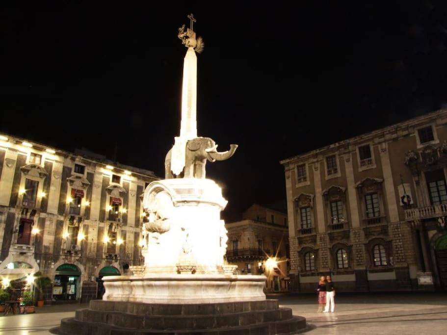 Sweet Home Apartment City Center Catania Ngoại thất bức ảnh